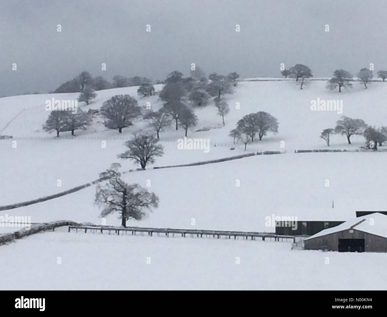 UK Weather - snow covered fields in North Yorkshire Stock Photo