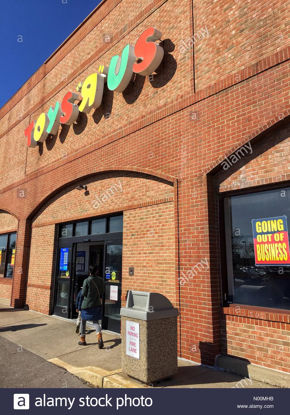 Toys R Us Columbus Ohio PetsWall