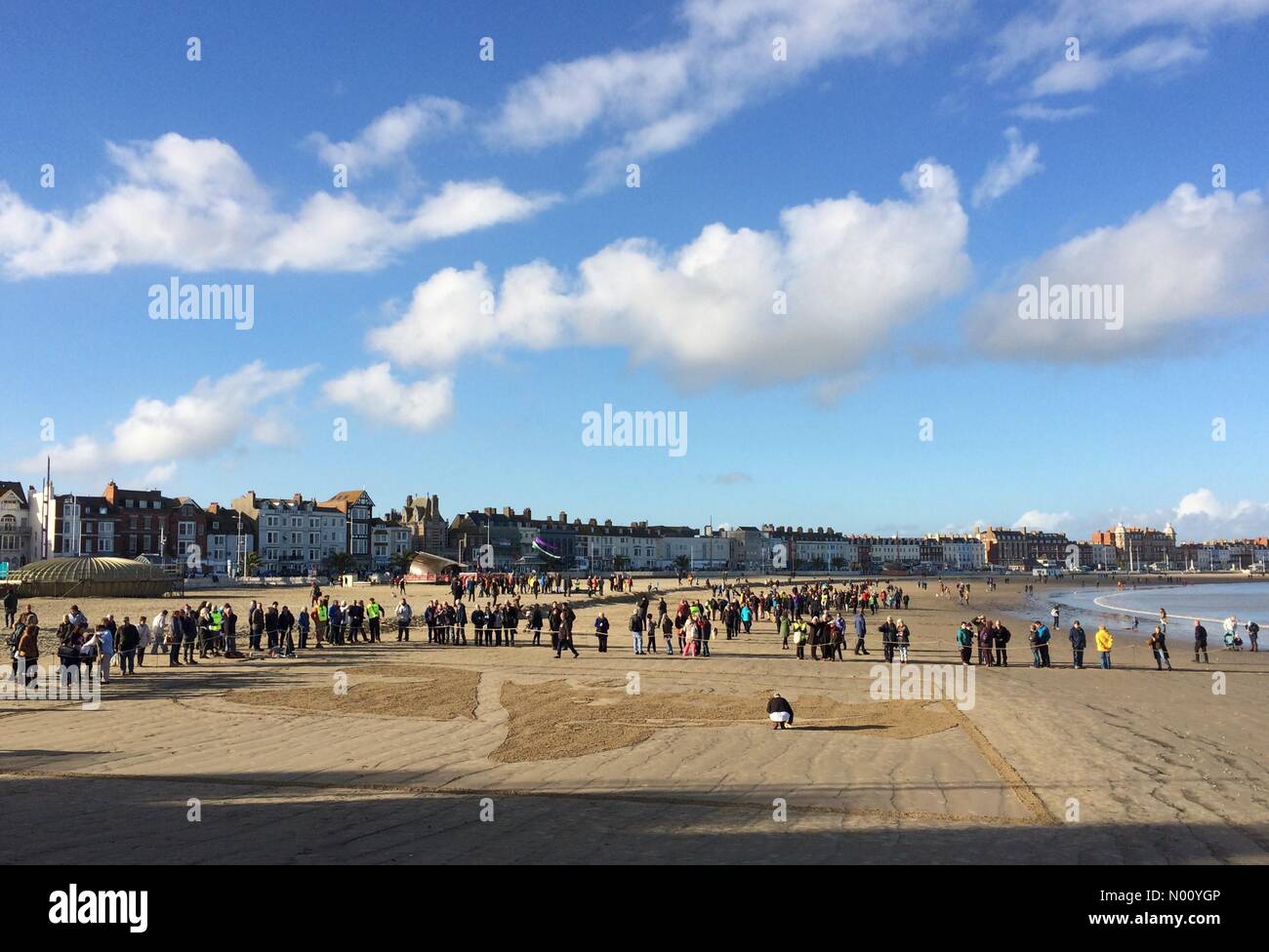 Weymouth, Dorset, UK. 11th Nov 2018. Danny Boyle's Pages of the Sea at Weymouth say thank you and goodbye on this centenary of the Armistice. Credit: Carolyn Jenkins/StockimoNews/Alamy Live News Stock Photo
