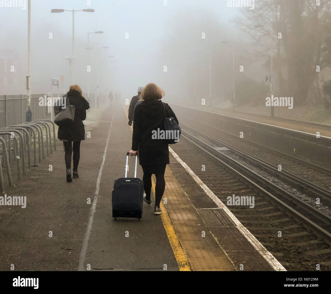 UK Weather: Foggy in Godalming. Station Lane, Godalming. 21st January 2020. Freezing fog across the Home Counties this morning. A foggy commute from Godalming in Surrey. Credit: jamesjagger/StockimoNews/Alamy Live News Stock Photo