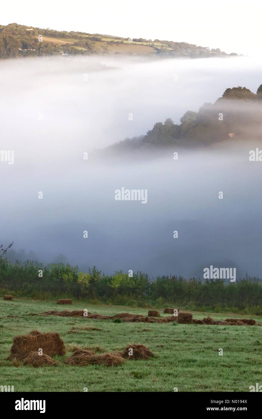 Doddiscombsleigh, Devon. 23rd Sep 2023. UK Weather: Early morning cloud ...