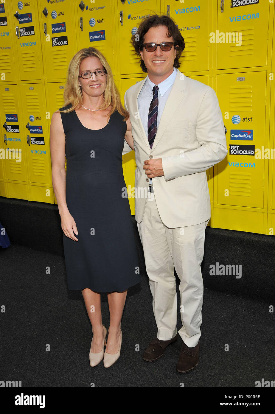 Elisabeth shue and children hi res stock photography and images Alamy