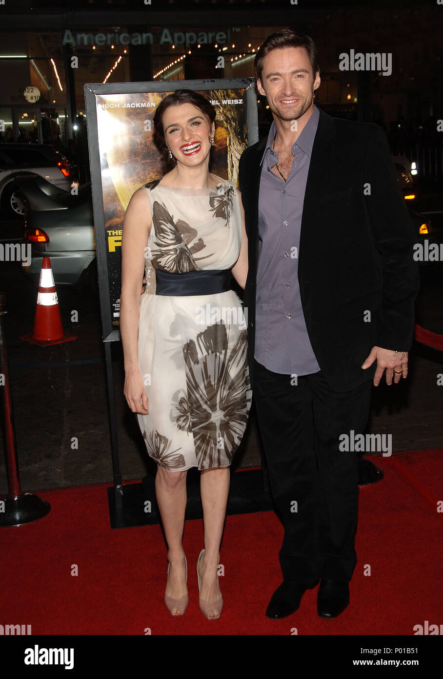 rachel-weisz-and-hugh-jackman-arriving-at-the-fountain-premiere-at-the