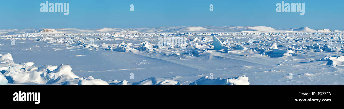Arktische Landschaft im Nunavut Territorium, Kanada | Arctic zone at Nunavut Territory, Canada Stock Photo