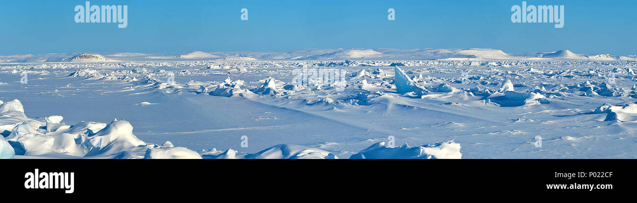 Arktische Landschaft im Nunavut Territorium, Kanada | Arctic zone at  Nunavut Territory, Canada Stock Photo