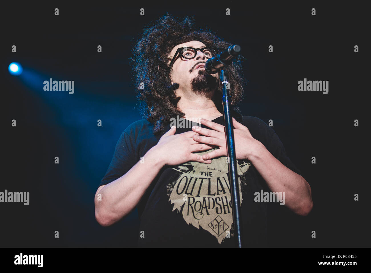 Counting crows concerto hi-res stock photography and images - Alamy