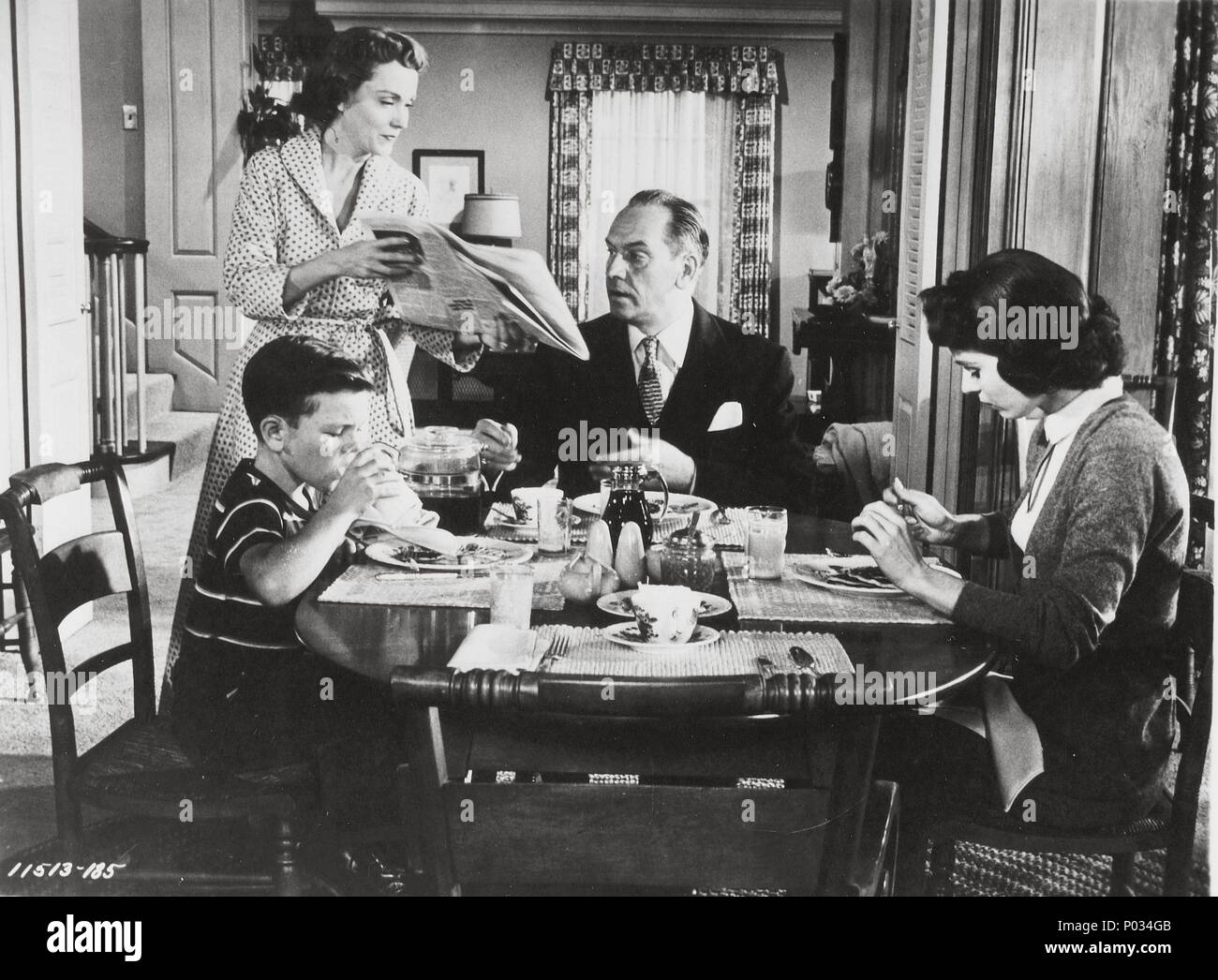 Original Film Title: THE DESPERATE HOURS. English Title: THE DESPERATE ...