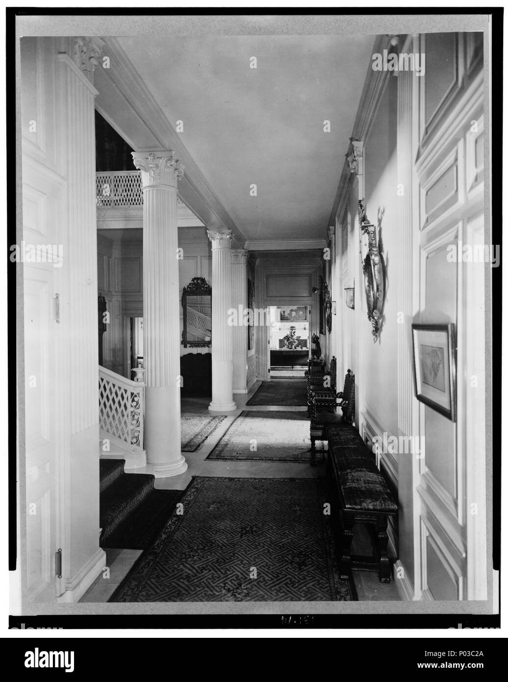 The Causeway, James Parmelee house, 3100 Macomb Street, Washington, D.C. Interior) - photo by Frances Benjamin Johnston Stock Photo