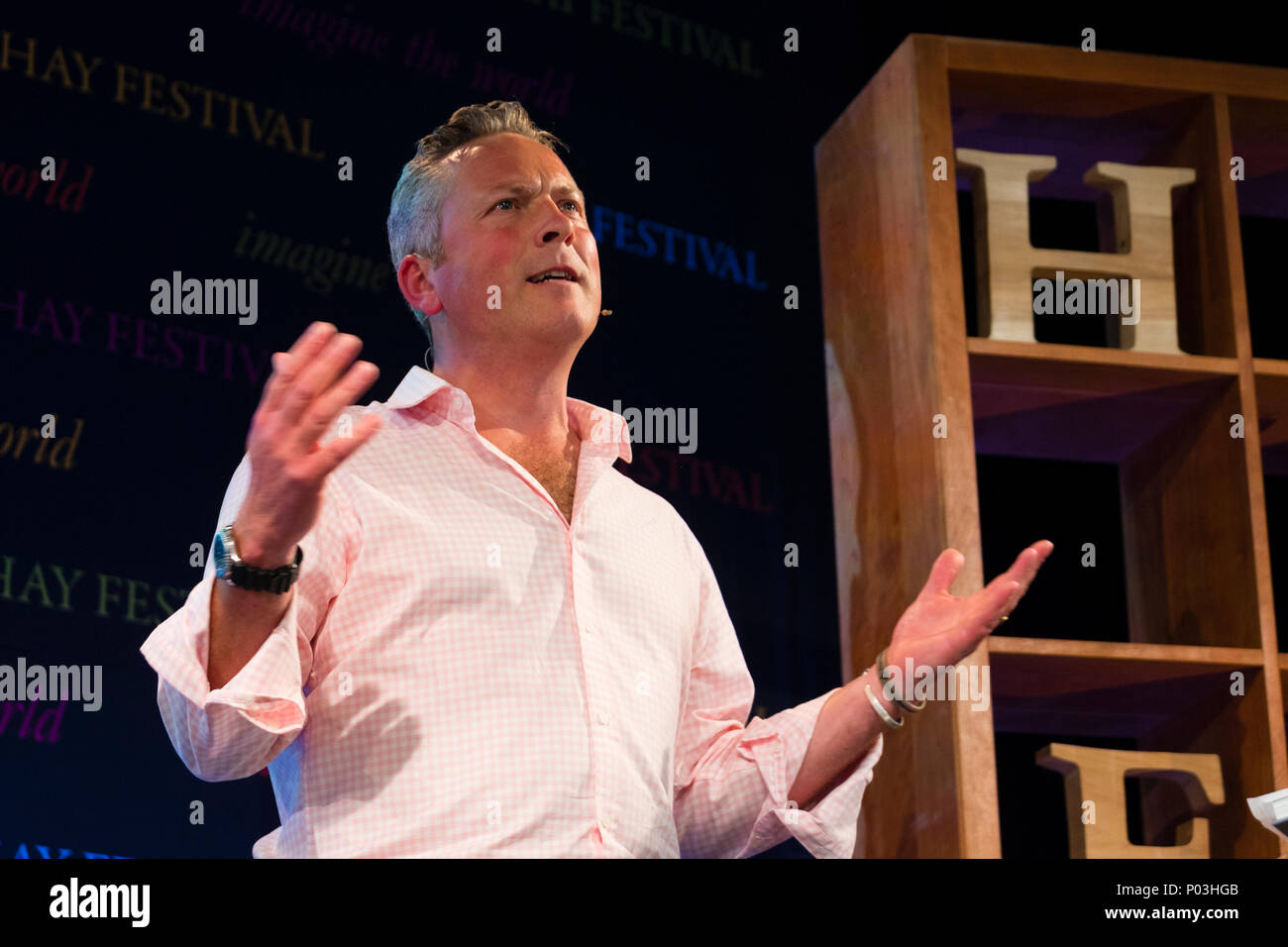 JULES HUDSON, archaeologist, historian,  BBC television presenter (Escape to the Country, Countryfile) , speaking about his passion for walled gardens at the Hay Festival  of Literature and the Arts, May 2018 Stock Photo