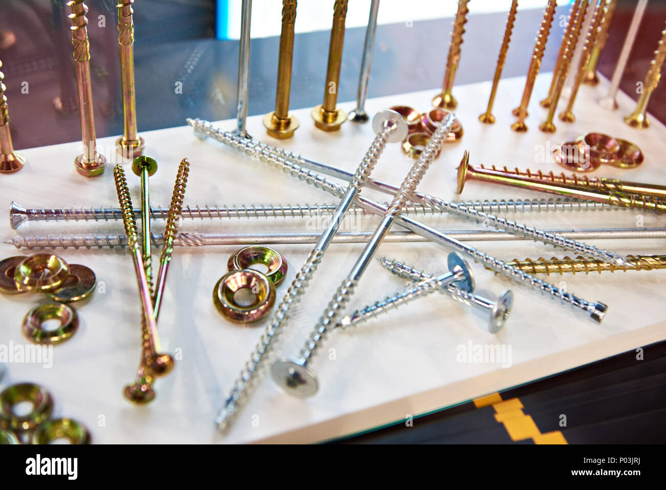 Self tapping screws hires stock photography and images Alamy