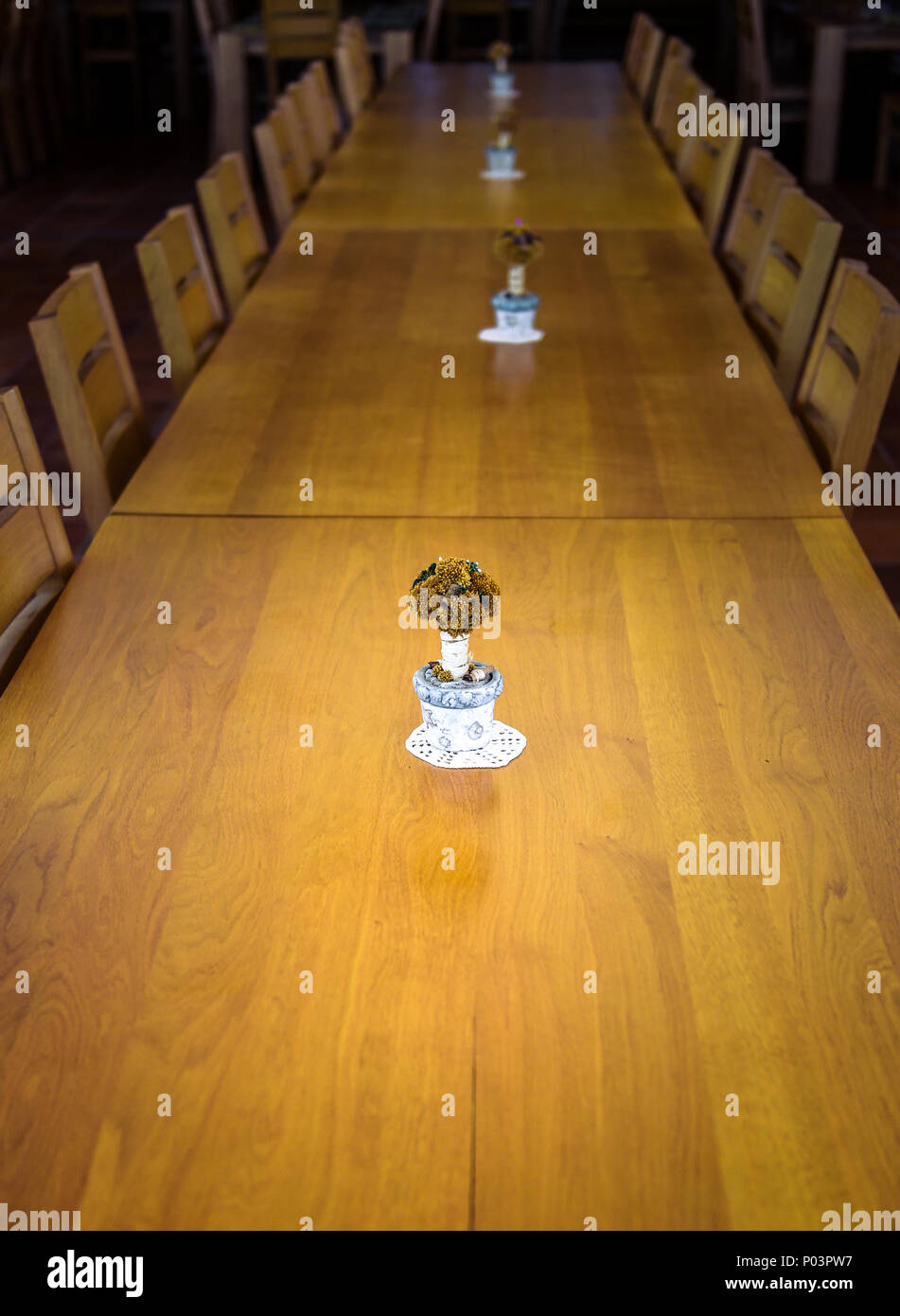 Corporate event venue decoration hi-res stock photography and images ...