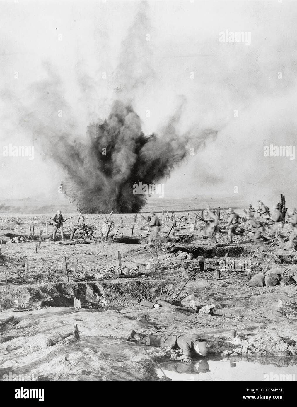 Original Film Title ALL QUIET ON THE WESTERN FRONT. English Title ALL