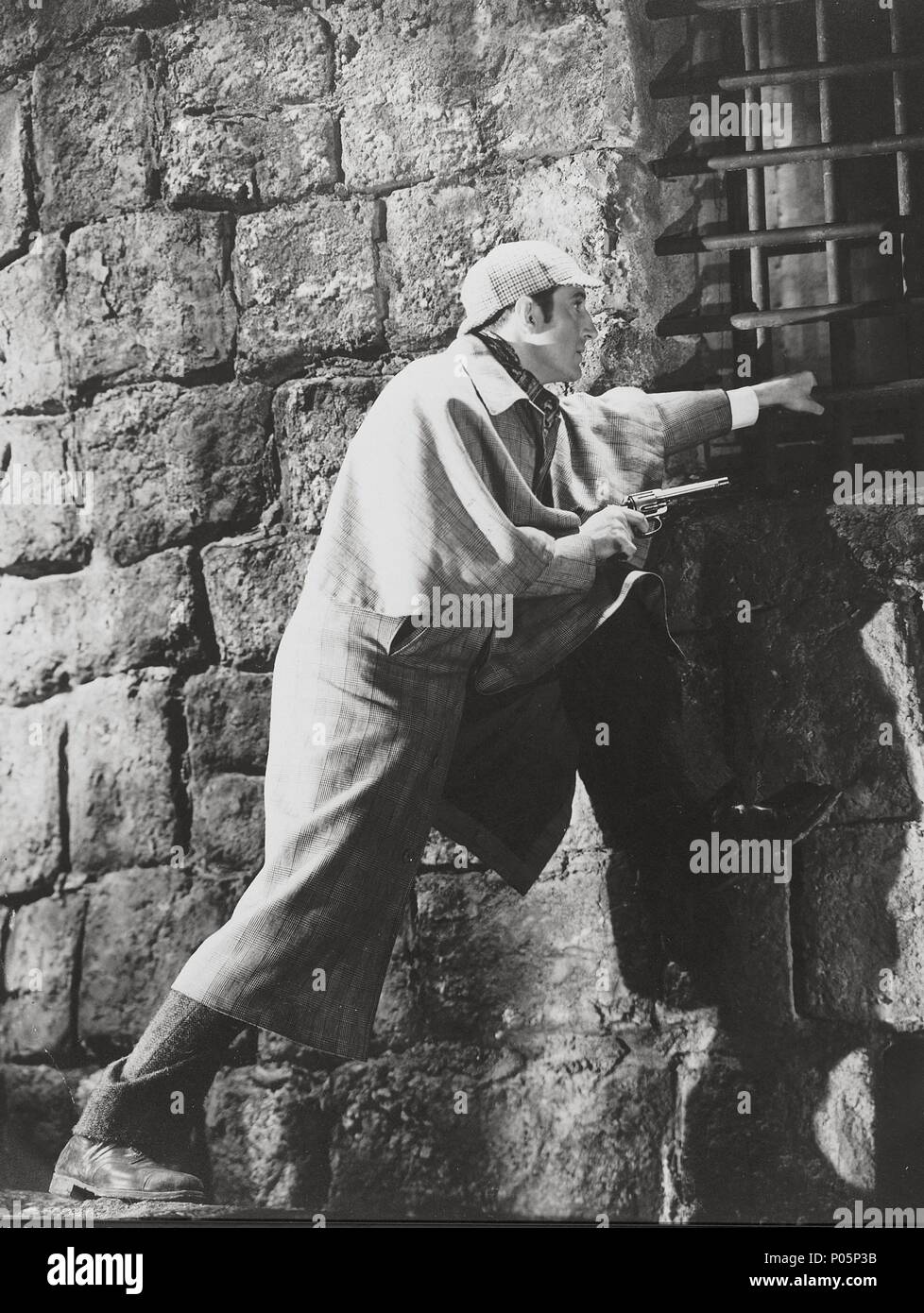 Original Film Title: THE ADVENTURES OF SHERLOCK HOLMES.  English Title: THE ADVENTURES OF SHERLOCK HOLMES.  Film Director: ALFRED L. WERKER.  Year: 1939.  Stars: BASIL RATHBONE. Credit: 20TH CENTURY FOX / Album Stock Photo