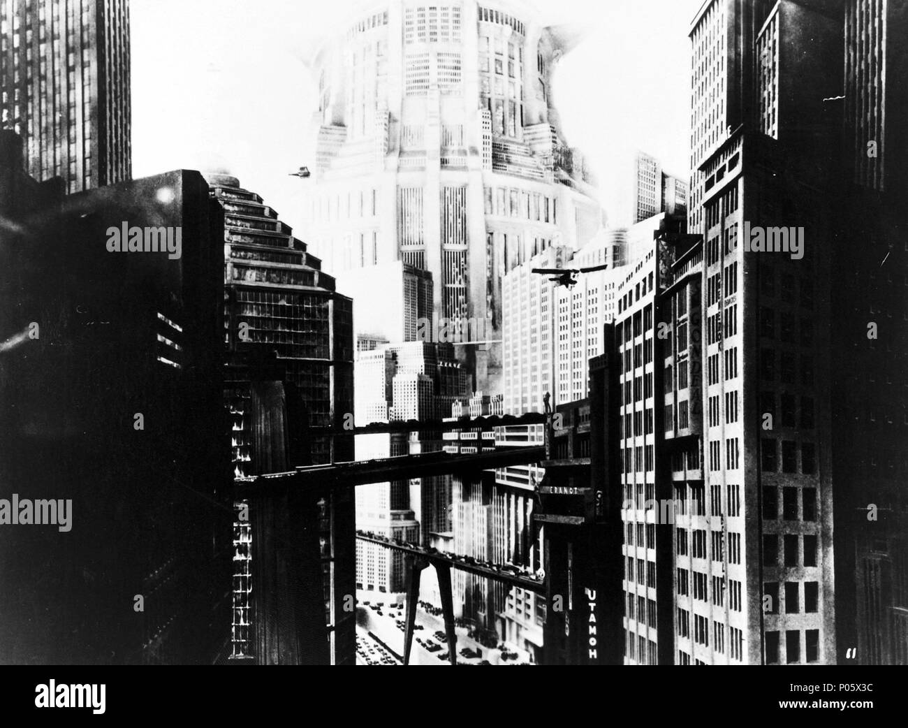 Metropolis 1927 film hi-res stock photography and images - Alamy