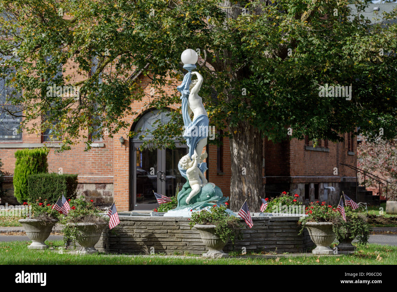 WOLCOTT, NY/USA - OCTOBER 19, 2017: Venus fountain is in the middle of the village of Wolcott, New York, in Wayne County, Finger Lakes region. Stock Photo