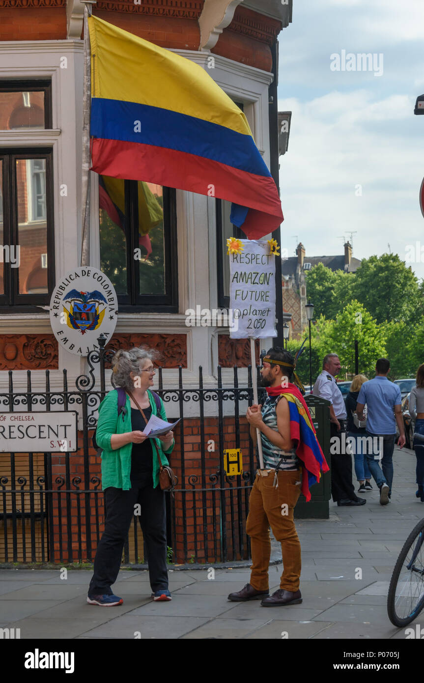 London, UK. 8th June 2018. A picket opposite the Colombian embassy supports  today's Gran Marcha Carnival in cities throughout Colombia demanding their  government respects the rights of local communities against the interests