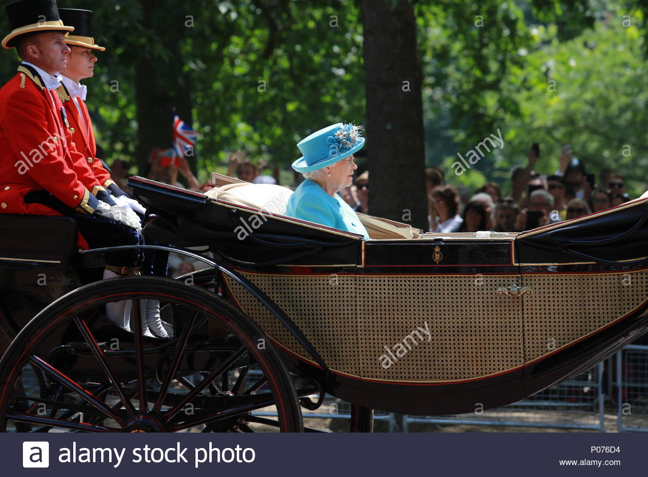 London, UK, 9 June 2018. The annual Trooping the Colour has taken place in London in honour of Queen Elizabeth's birthday. Thousands lined the streets to welcome Her Majesty and other members of the Royal Family as they travelled by coach from Buckingham Palace to Horse Guards Parade. Here the Queen's carriage returns down the Mall towards Buckingham Palace Credit: Clearpix/Alamy Live News Stock Photo