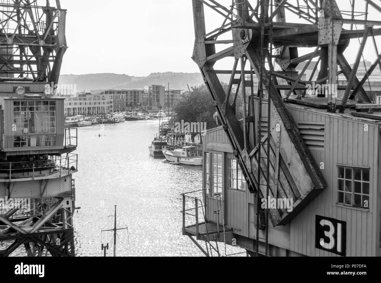 Harbourside cranes Black and White Stock Photos & Images - Alamy