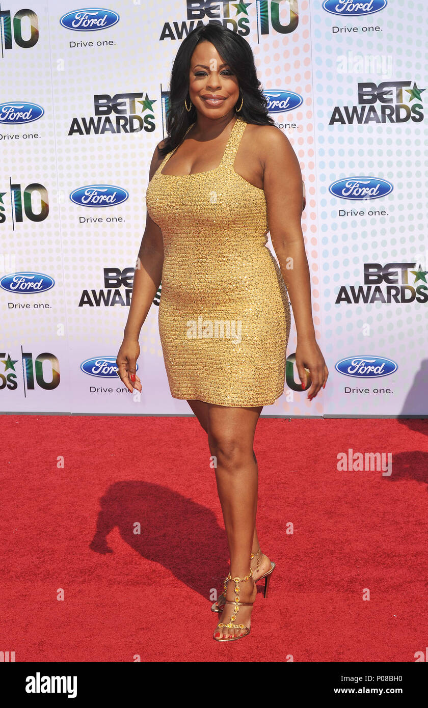 Niecy nash _41 red carpet event hi-res stock photography and images - Alamy