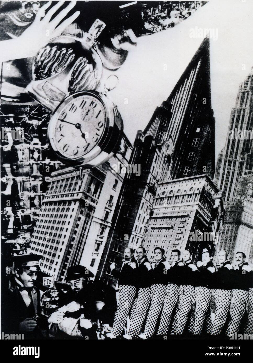 Original Film Title: BERLIN: DIE SINFONIE EIN.  English Title: BERLIN, SYMPHONY OF A BIG CITY.  Film Director: WALTER RUTTMANN.  Year: 1927. Credit: FOX-EUROPA FILM. / Album Stock Photo
