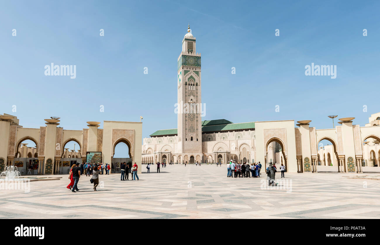 Hassan II Mosque, Grande Mosquée Hassan II, Moorish architecture, with 210m highest minaret in the world, Casablanca, Morocco Stock Photo
