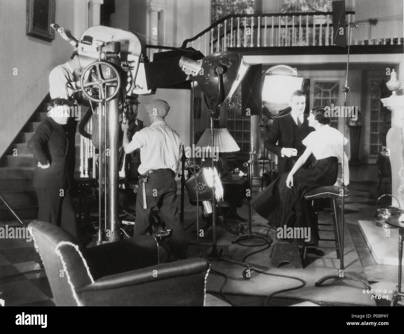 Original Film Title LOOKING FORWARD. English Title LOOKING FORWARD