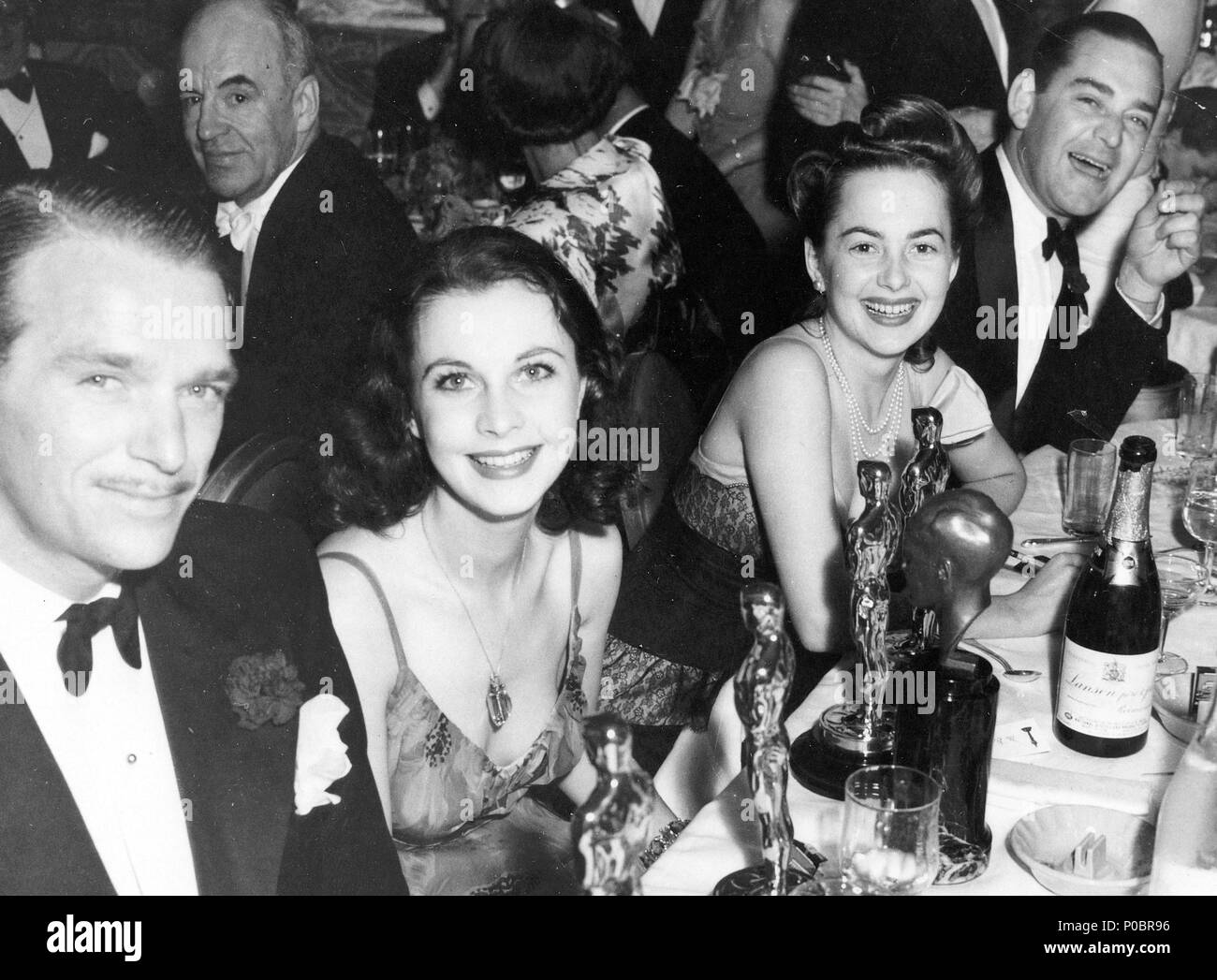 Vivien leigh oscar 1940 Black and White Stock Photos & Images Alamy