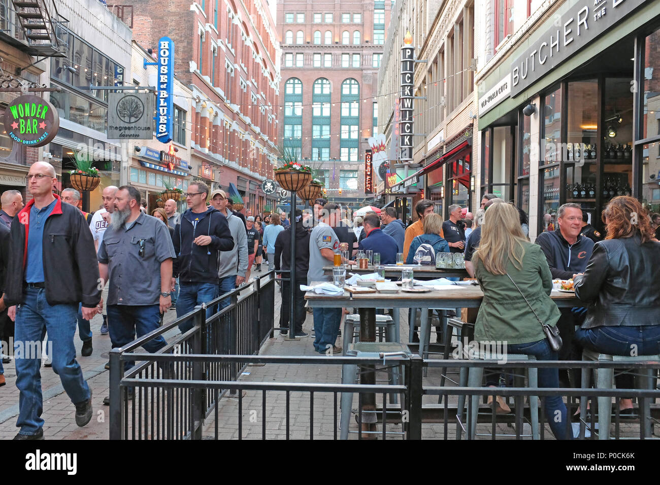 Lively East 4th in downtown Cleveland, Ohio, USA is one of several entertainment districts highlighted by outdoor dining and drinking during summer. Stock Photo