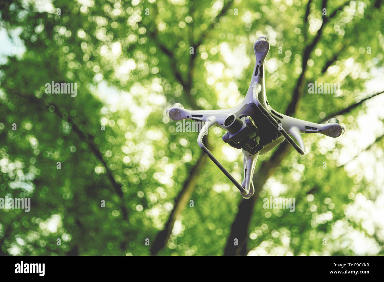 Remote control helicopter hires stock photography and images Alamy