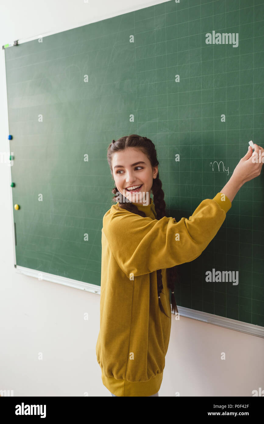 High school female student hi-res stock photography and images - Alamy