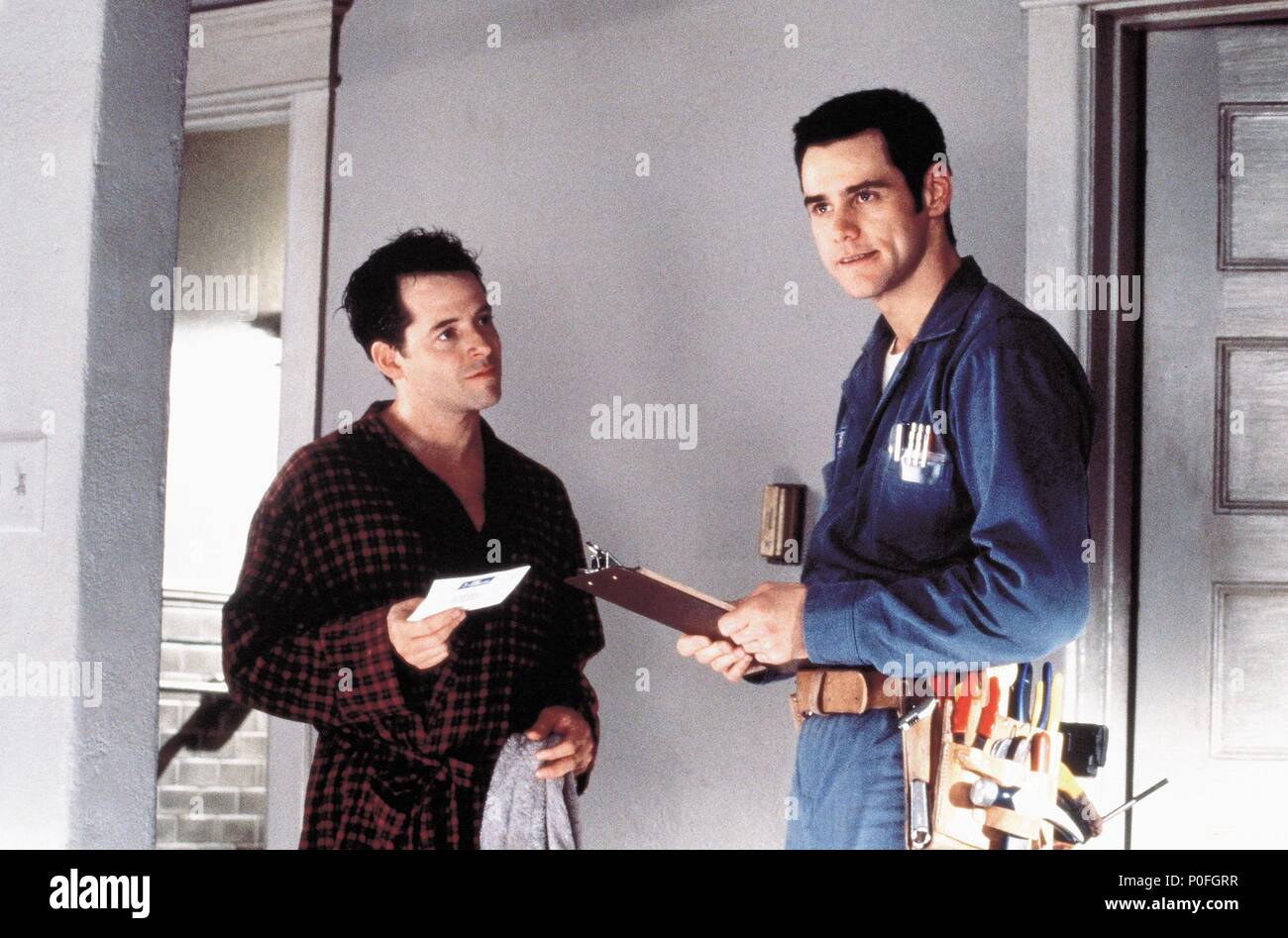Original Film Title: THE CABLE GUY.  English Title: THE CABLE GUY.  Film Director: BEN STILLER.  Year: 1996.  Stars: JIM CARREY; MATTHEW BRODERICK. Credit: COLUMBIA TRI STAR / Album Stock Photo