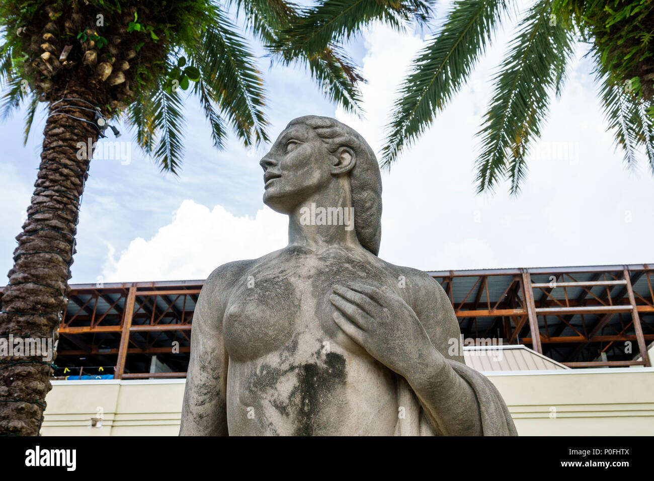 Palm Beach Florida,Norton Gallery of Art,museum,central garden,sculpture,Wheeler Williams,Fountain of palm trees,FL170725013 Stock Photo