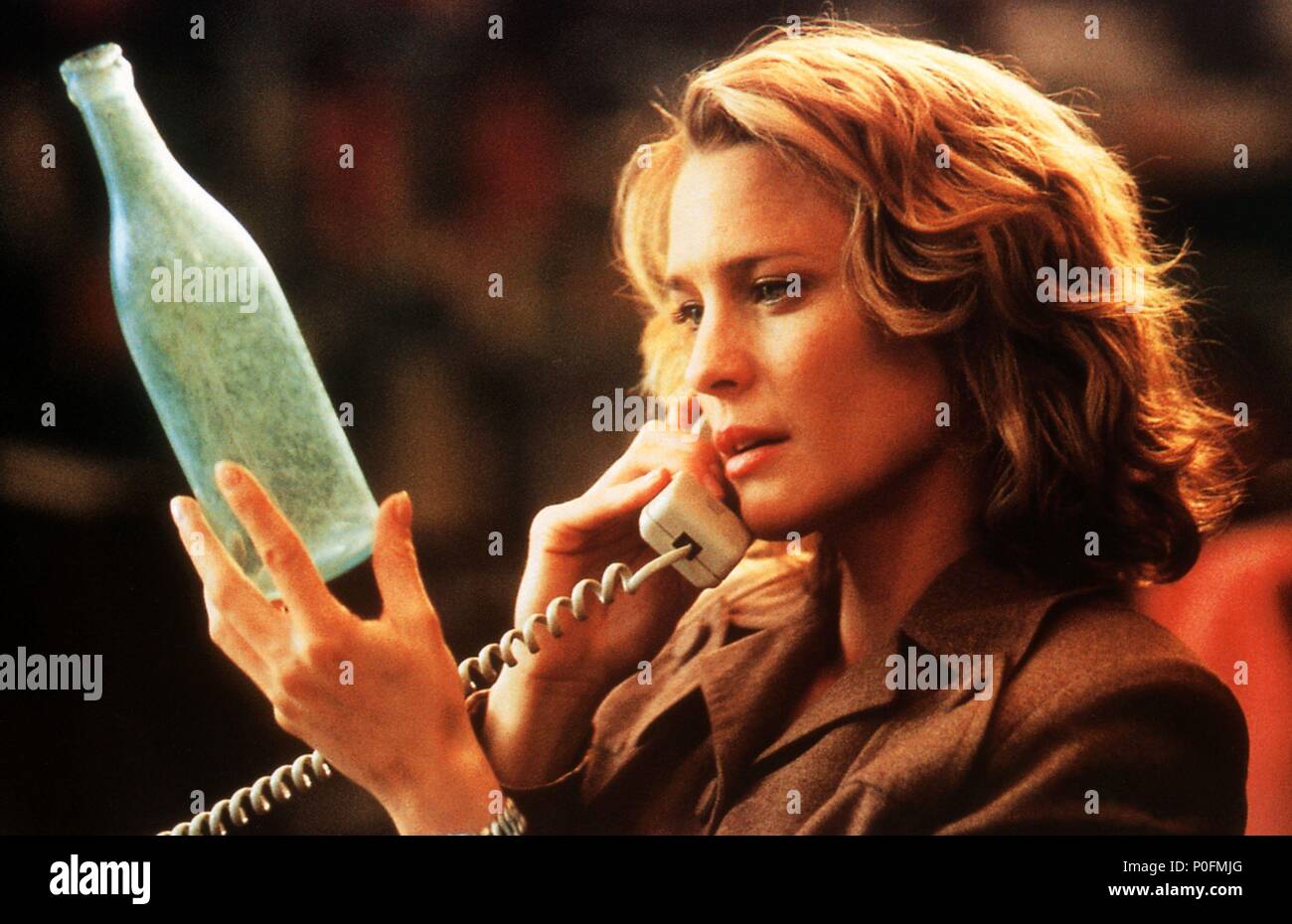 Robin wright 1999 hi-res stock photography and images
