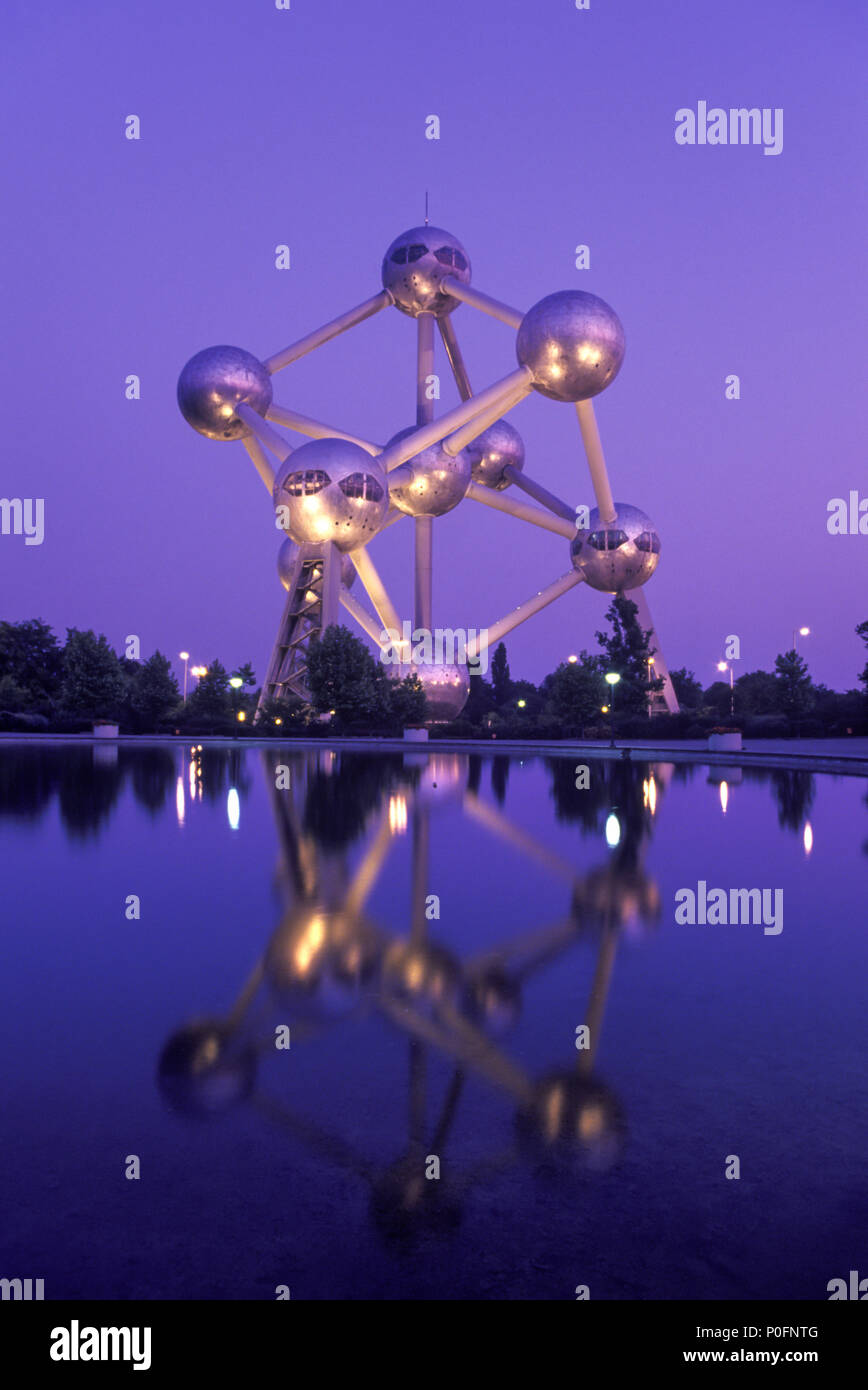 1993 HISTORICAL ATOMIUM EXPO 58 PAVILLION BRUSSELS BELGIUM Stock Photo ...