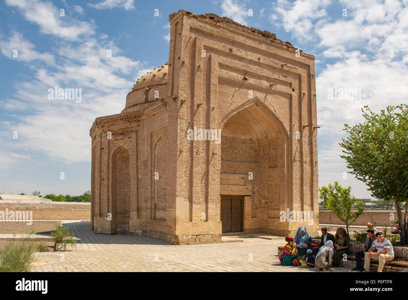 Studiyaning barcha aktrisalari xususiy