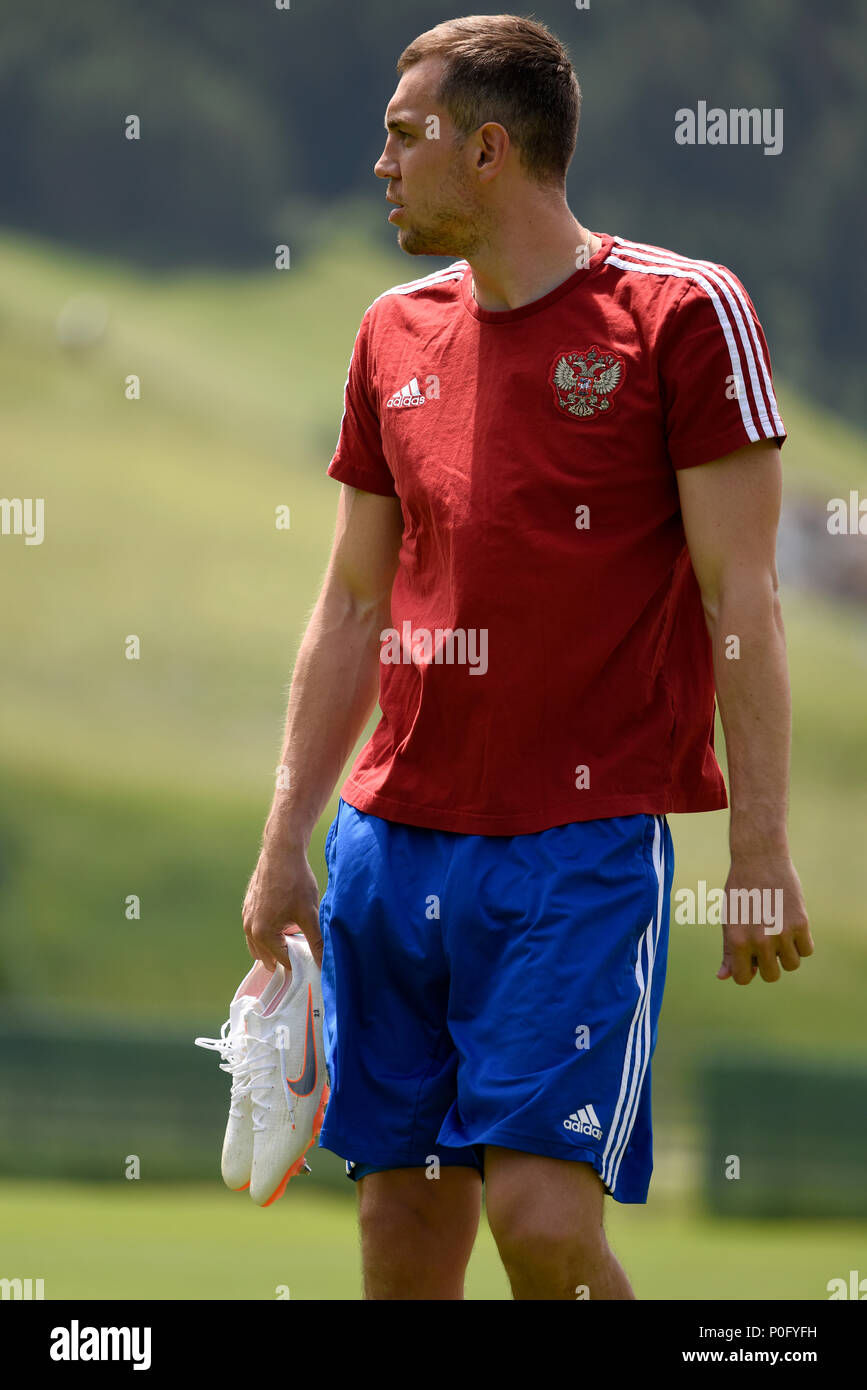 Neustift, Tirol, Austria - May 28, 2018. Russian football player Artem  Dzyuba during training camp in Neustift, Austria Stock Photo - Alamy