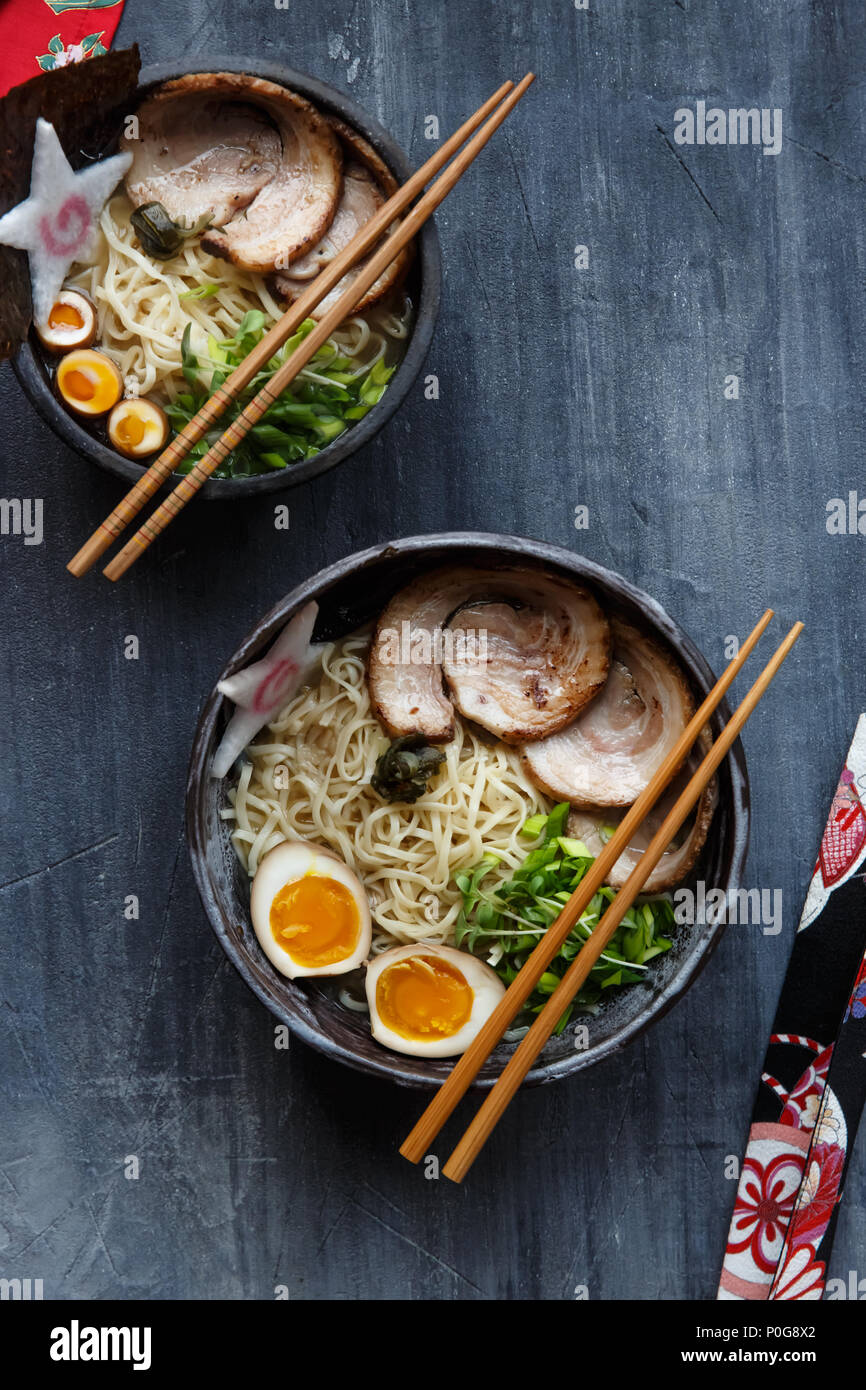 Japanese ramen soup with pork, egg and chives Stock Photo Alamy