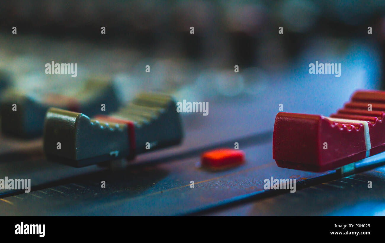 audio mixer, music equipment, recording, studio gears, broadcasting