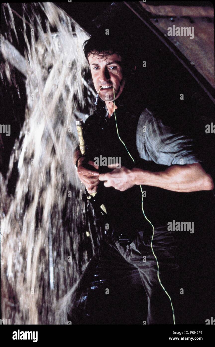 Original Film Title: DAYLIGHT. English Title: DAYLIGHT. Film Director: ROB COHEN. Year: 1996. Stars: SYLVESTER STALLONE. Credit: UNIVERSAL PICTURES / Album Stock Photo