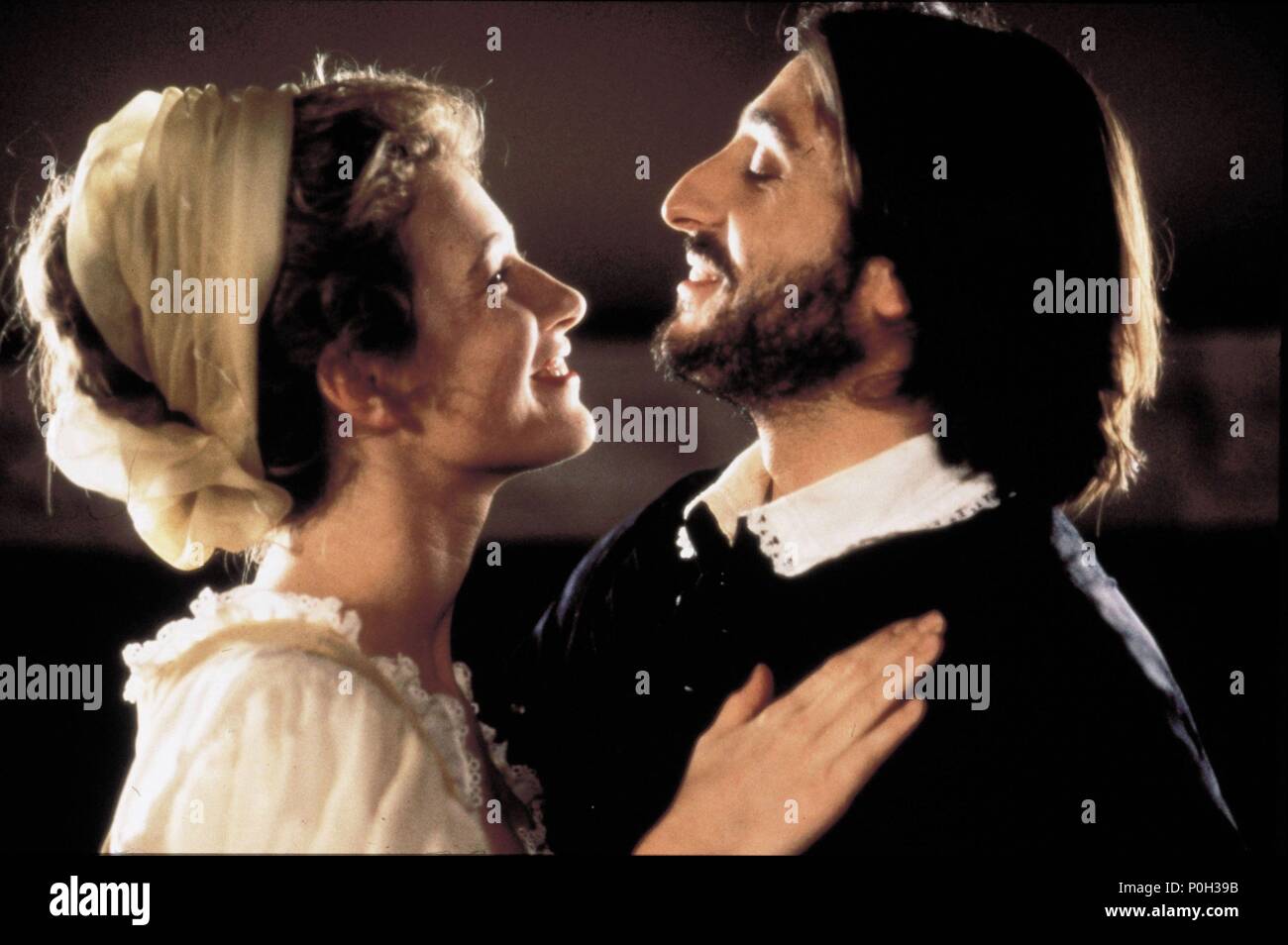 Original Film Title: EL PERRO DEL HORTELANO.  English Title: DOG IN THE MANGER, THE.  Film Director: PILAR MIRO.  Year: 1996.  Stars: CARMELO GOMEZ; ANA DUATO. Credit: ENRIQUE CEREZO PRODUCCIONES / Album Stock Photo