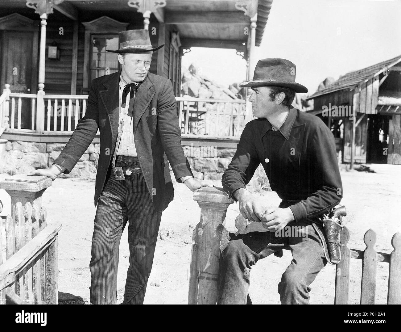 Yellow sky hires stock photography and images Alamy