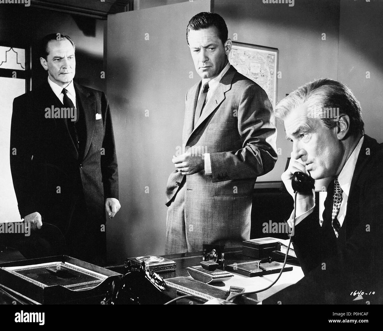 Original Film Title EXECUTIVE SUITE. English Title EXECUTIVE SUITE