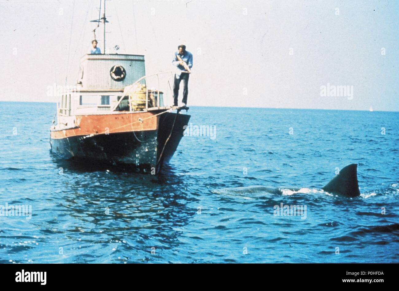 Film jaws shark 1975 hi-res stock photography and images - Alamy