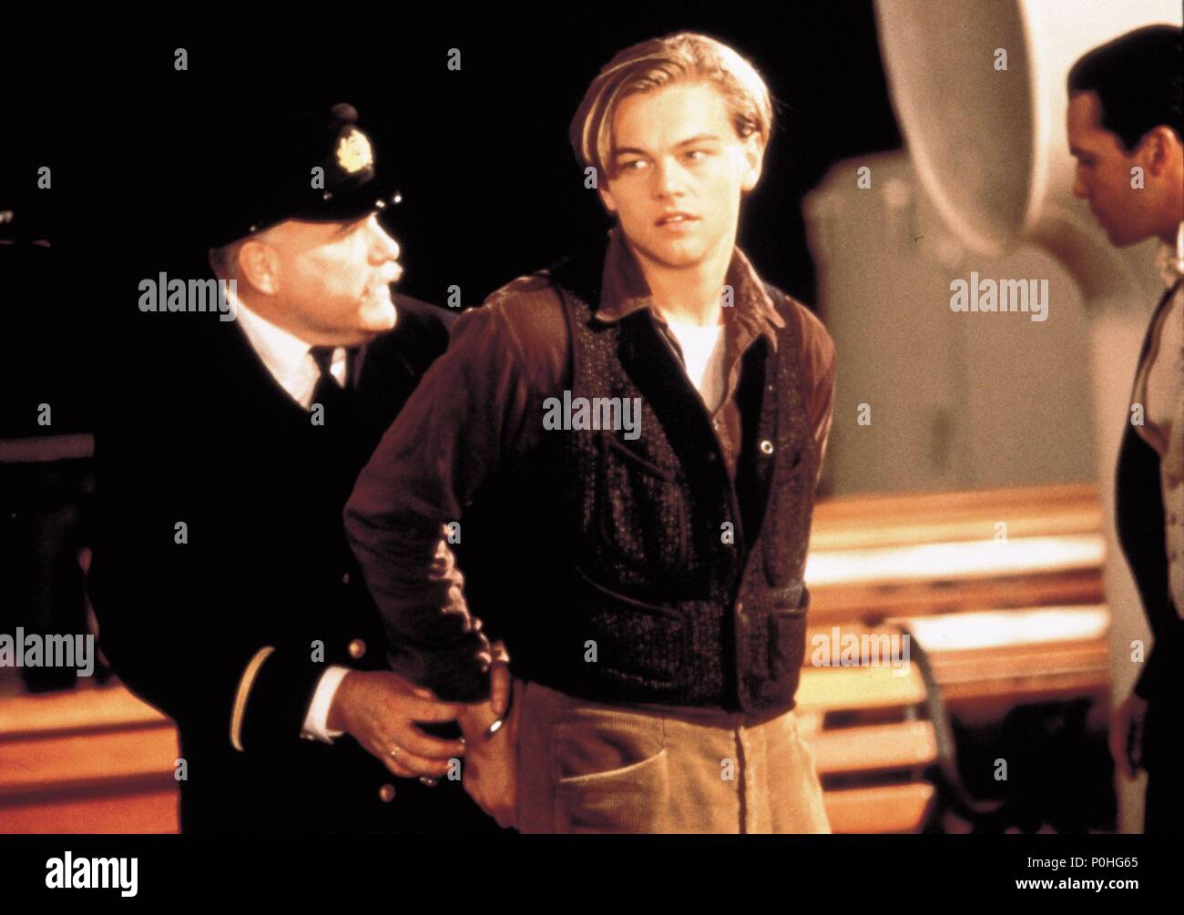 Original Film Title: TITANIC.  English Title: TITANIC.  Film Director: JAMES CAMERON.  Year: 1997.  Stars: LEONARDO DICAPRIO. Credit: PARAMOUNT/20TH CENTURY FOX / Album Stock Photo