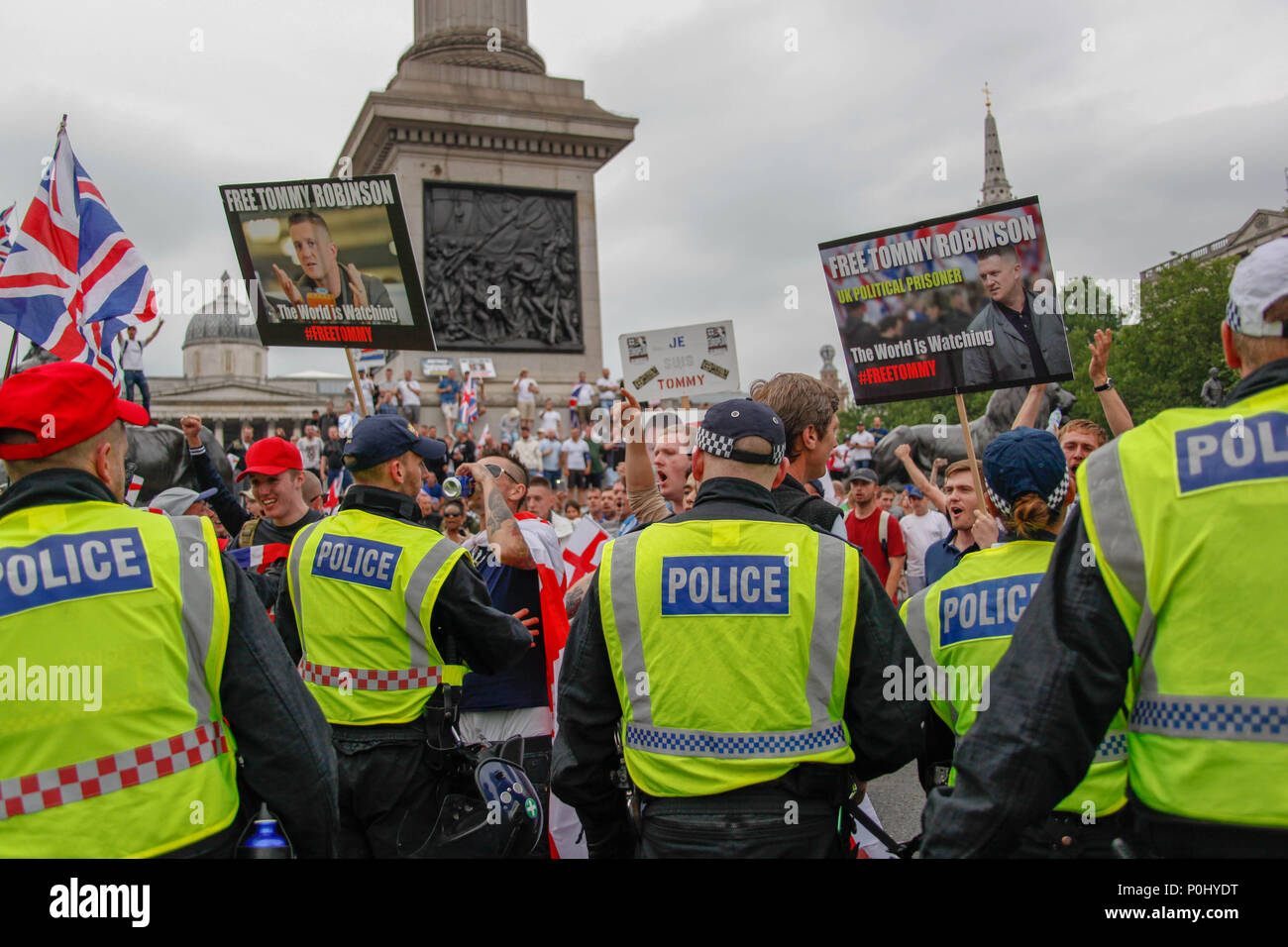 Police kettle hires stock photography and images Alamy