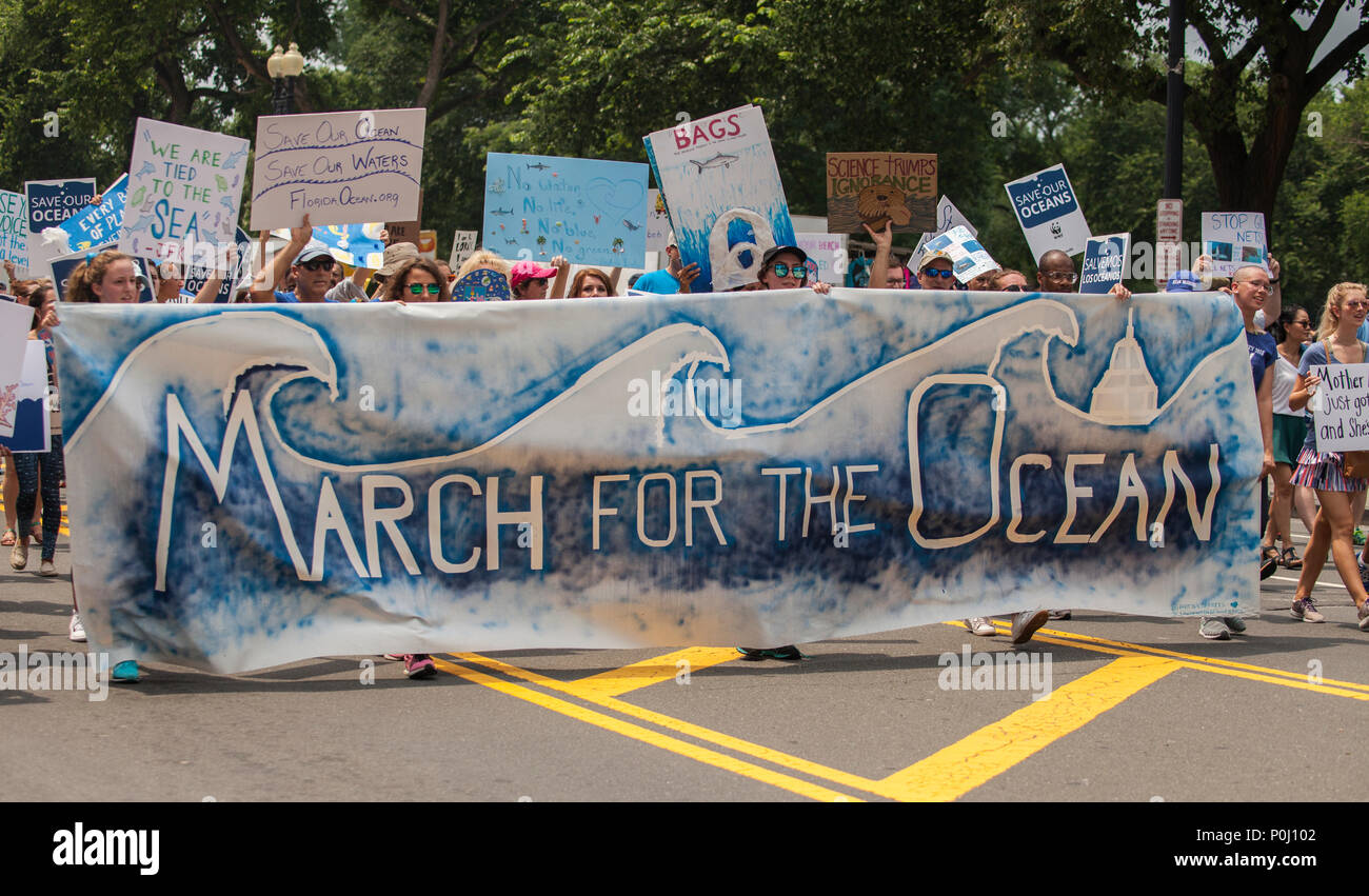 Washington DC, USA. 9th June 2018. The lead banner of the March For The Ocean in Washington, D.C., June 9, 2018. The inaugural March for the Ocean called attention to ocean issues including plastic pollution and overfishing at events in the U.S. Capital and around the United States. Credit: Robert Meyers/Alamy Live News Stock Photo