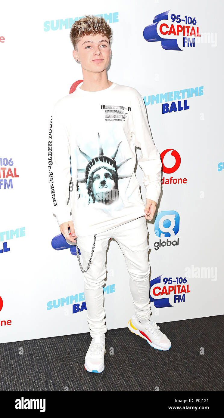 London, UK. 9th June 2018. HRVY, Harvey Leigh Cantwell, Capital's Summertime Ball with Vodafone, Wembley Stadium, London, UK, 09 June 2018, Photo by Richard Goldschmidt Credit: Rich Gold/Alamy Live News Stock Photo