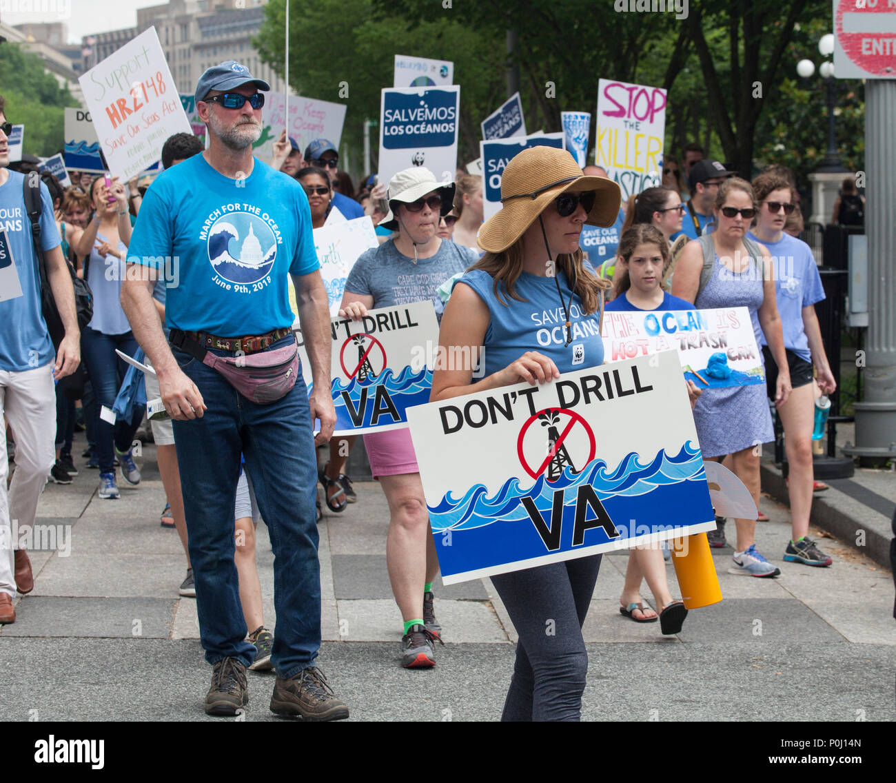 Washington DC, USA. 9th June 2018. Activists opposed to offshore drilling in Virginia on the March For The Ocean in Washington, D.C., June 9, 2018. The inaugural March for the Ocean called attention to ocean issues including plastic pollution and overfishing at events in the U.S. Capital and around the United States.. Credit: Robert Meyers/Alamy Live News Stock Photo
