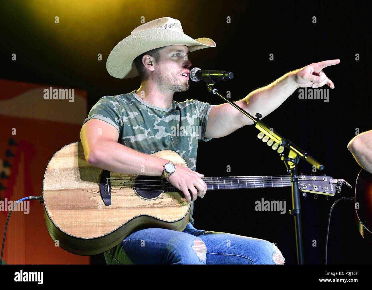 Fan fair nashville hires stock photography and images Alamy