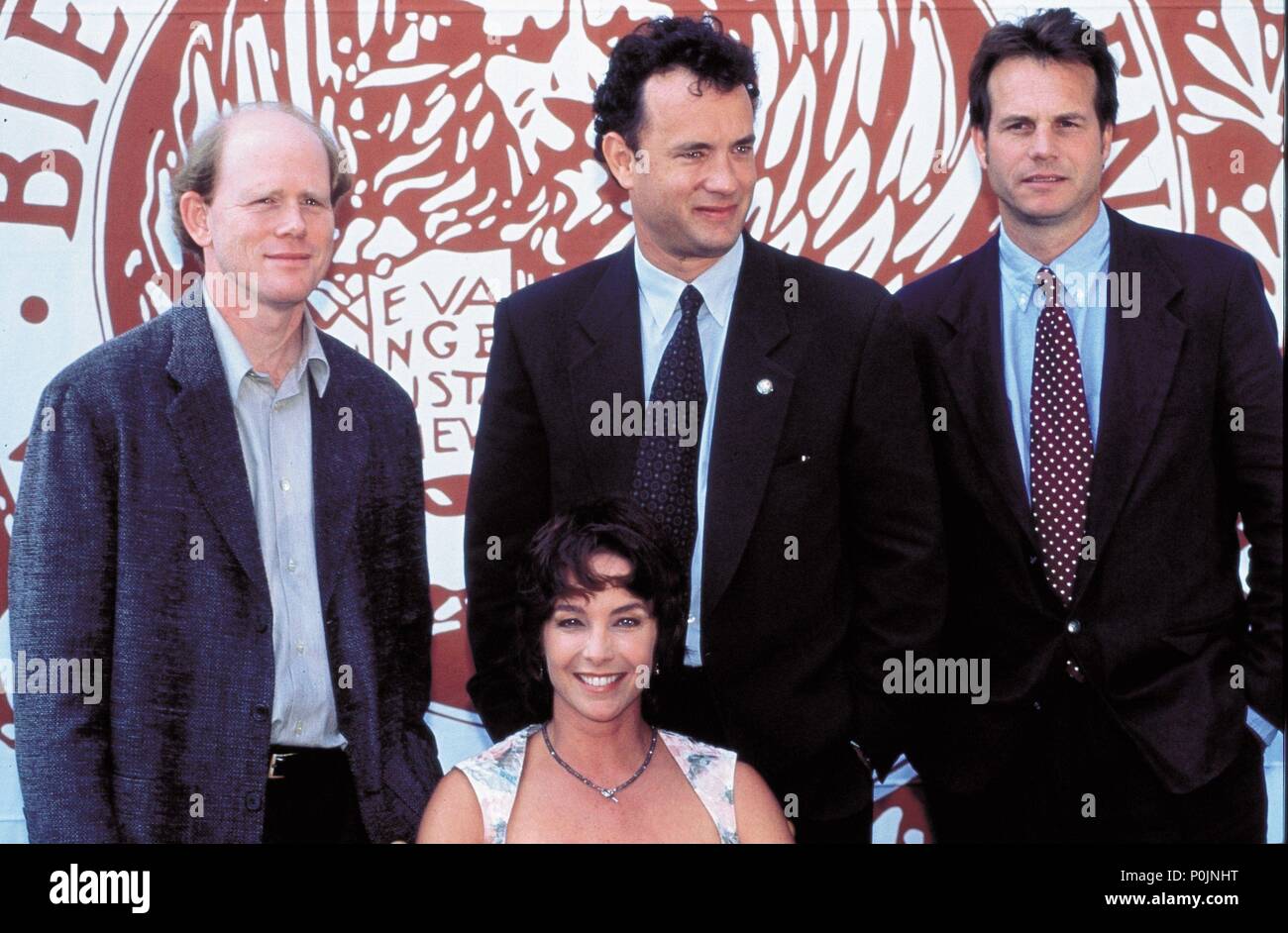 Apollo 13 1995 tom hanks hi-res stock photography and images - Alamy